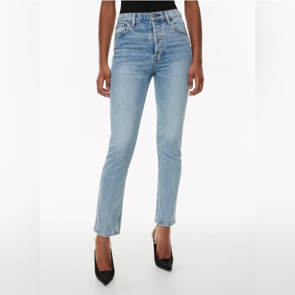 NWT Aritzia Denim Forum The Yoko High Rise Slim Light Wash Jeans Size 24W 28L - Picture 2 of 13